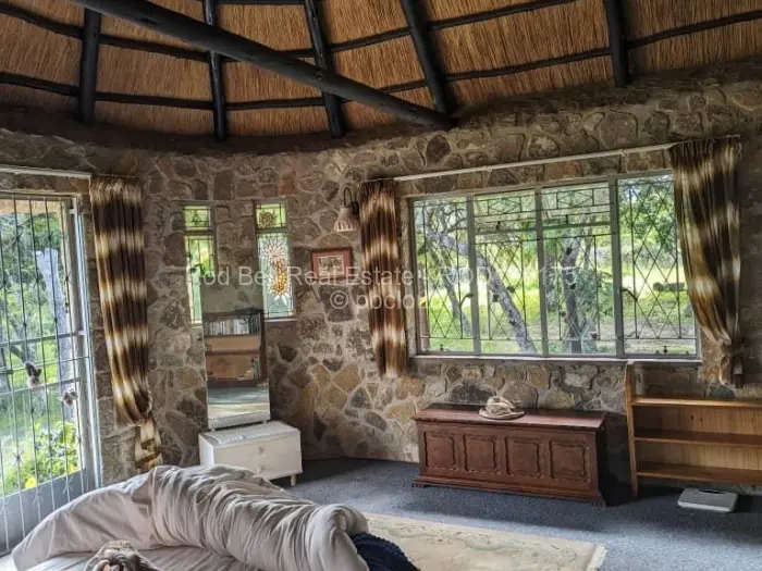 2 Bedroom Cottage/Garden Flat for Sale in Juliasdale, Juliasdale