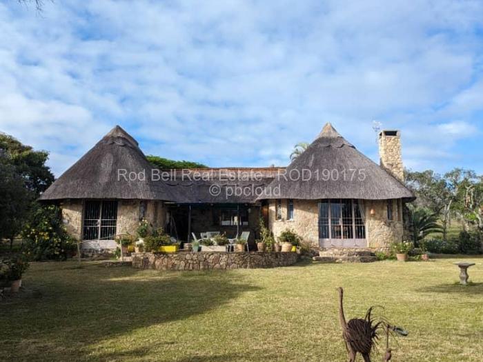 2 Bedroom Cottage/Garden Flat for Sale in Juliasdale, Juliasdale