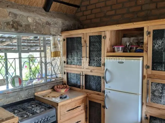 2 Bedroom Cottage/Garden Flat for Sale in Juliasdale, Juliasdale