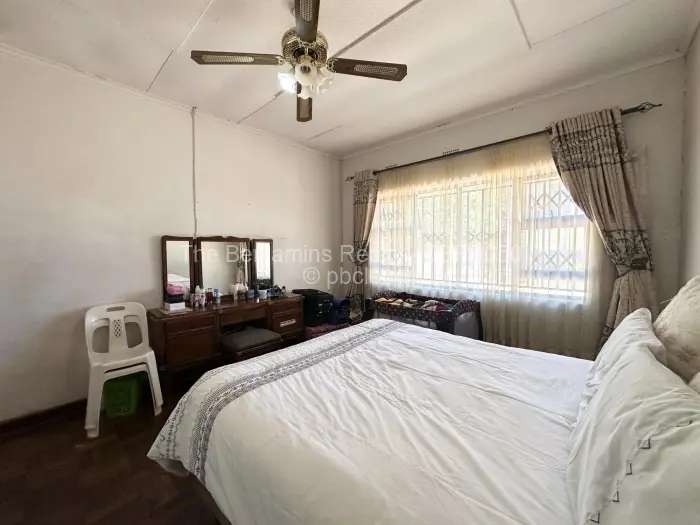 4 Bedroom House for Sale in Greendale, Harare