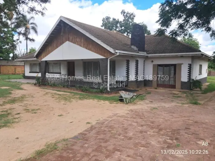 3 Bedroom House for Sale in Waterfalls, Harare