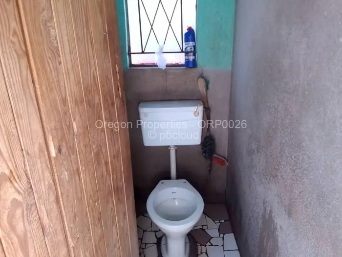 7 Bedroom House for Sale in Budiriro, Harare