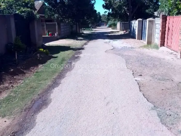 7 Bedroom House for Sale in Budiriro, Harare