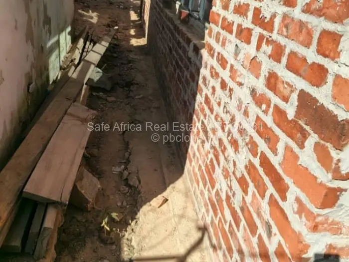 4 Bedroom House for Sale in Damofalls, Damofalls