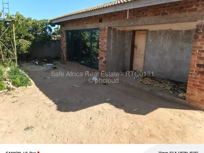 4 Bedroom House for Sale in Damofalls, Damofalls