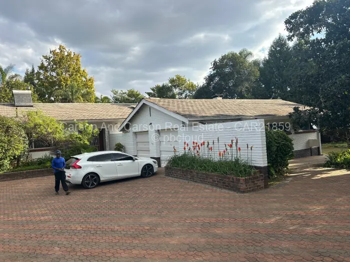 4 Bedroom House to Rent in Chisipite
