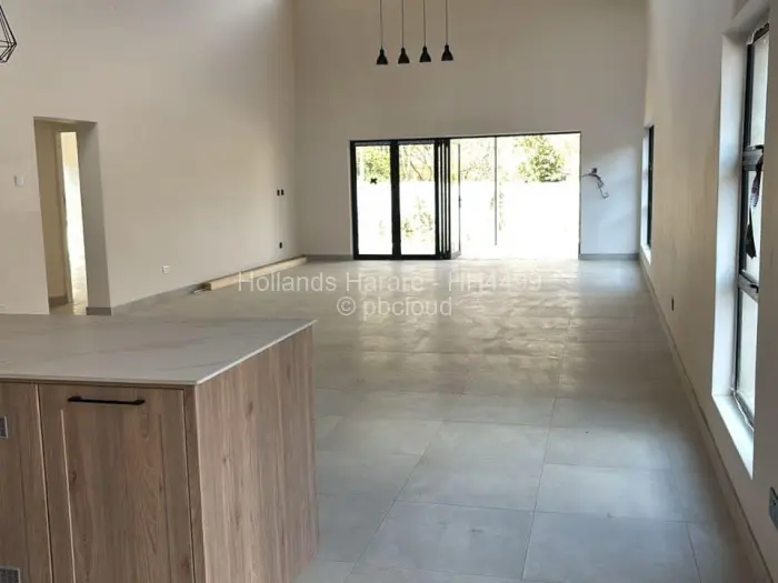 Townhouse/Cluster for Sale in Newlands, Harare