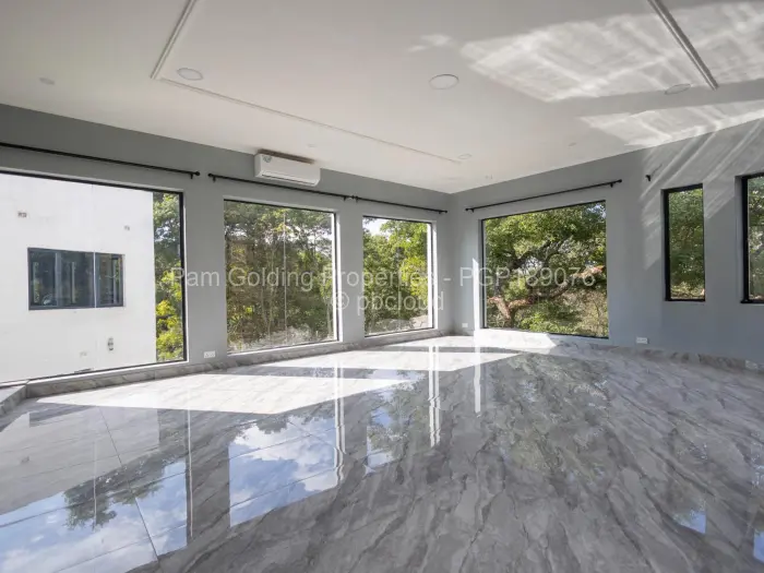 10 Bedroom House for Sale in Greystone Park, Harare