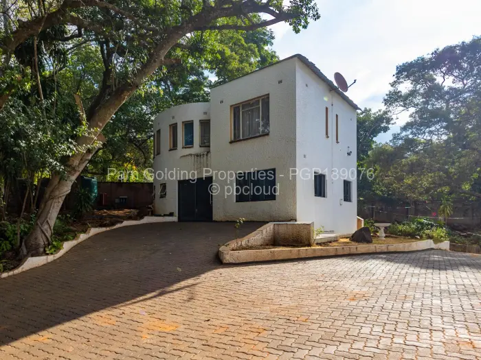 10 Bedroom House for Sale in Greystone Park, Harare