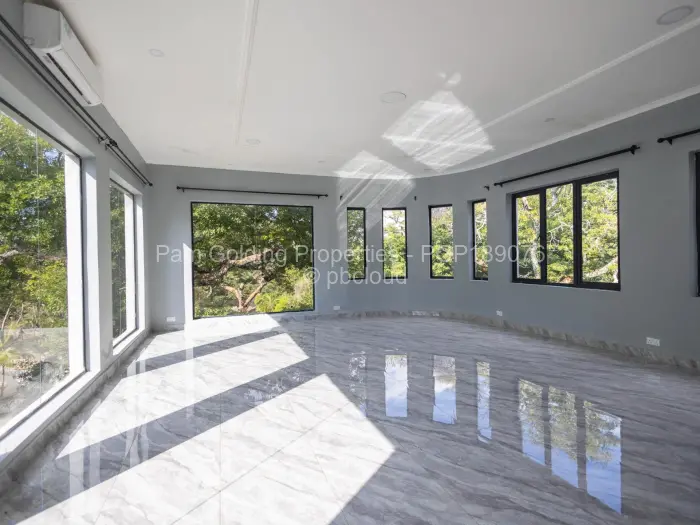 10 Bedroom House for Sale in Greystone Park, Harare