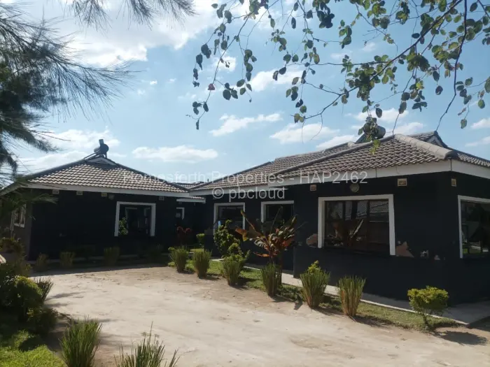 5 Bedroom House for Sale in Waterfalls, Harare