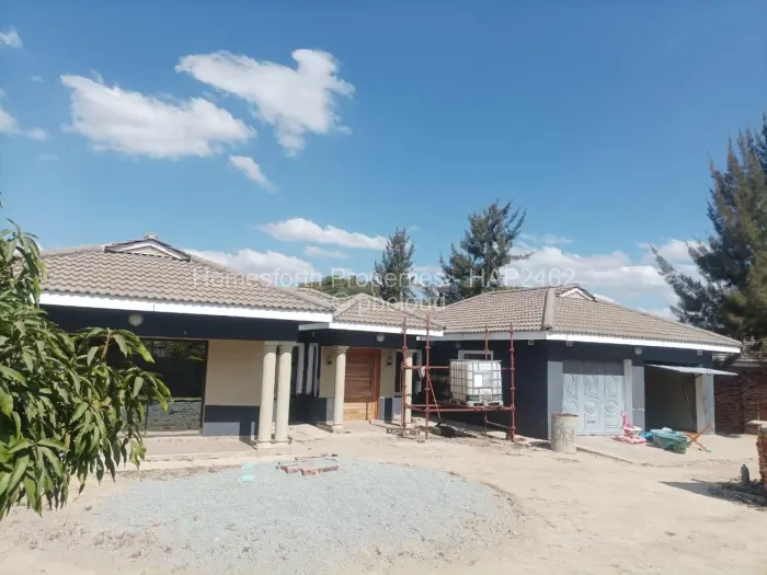 5 Bedroom House for Sale in Waterfalls, Harare