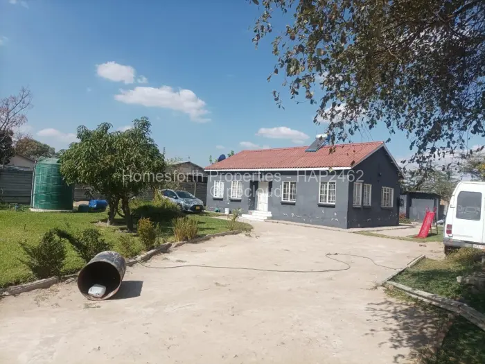 5 Bedroom House for Sale in Waterfalls, Harare