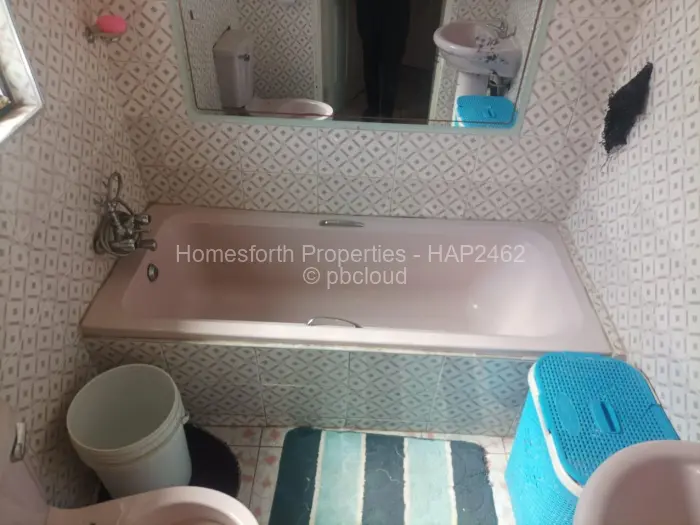 5 Bedroom House for Sale in Waterfalls, Harare
