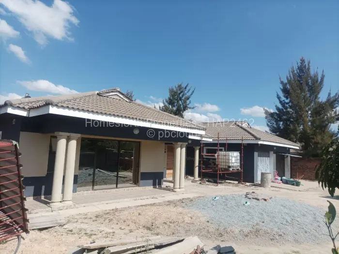 5 Bedroom House for Sale in Waterfalls, Harare