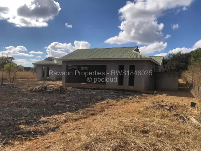 4 Bedroom House for Sale in Ruwa, Ruwa