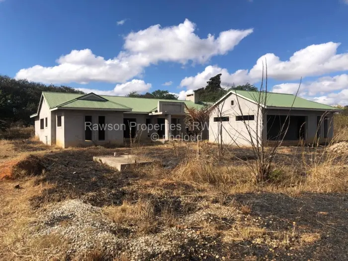 4 Bedroom House for Sale in Ruwa, Ruwa