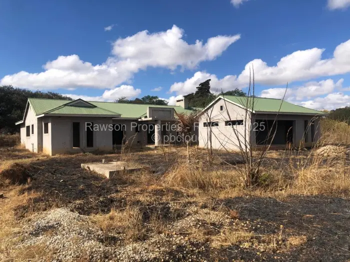 4 Bedroom House for Sale in Ruwa, Ruwa