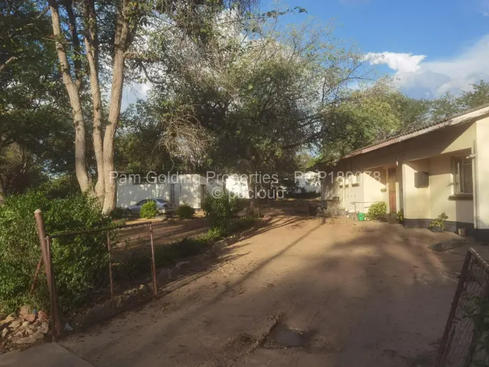 3 Bedroom House for Sale in Hwange, Hwange