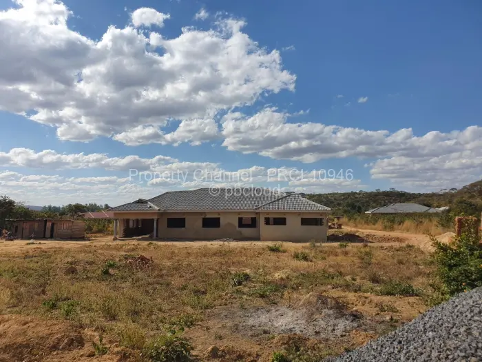 4 Bedroom House for Sale in Kadoma, Kadoma