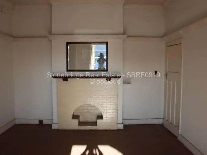 Flat/Apartment for Sale in Bulawayo City Centre, Bulawayo