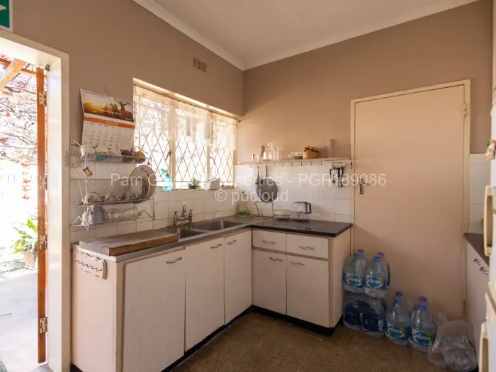 4 Bedroom House for Sale in Borrowdale, Harare