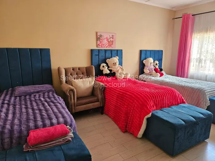 Townhouse/Complex/Cluster for Sale in Burnside, Bulawayo