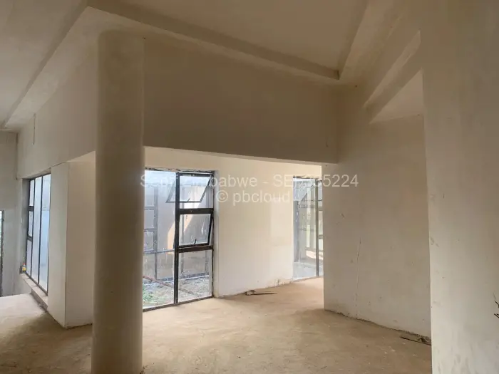 7 Bedroom House for Sale in Shawasha Hills, Harare