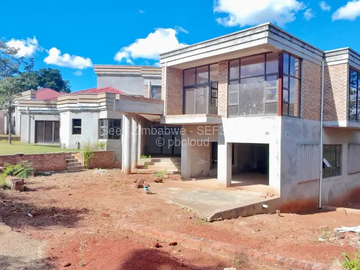 7 Bedroom House for Sale in Shawasha Hills, Harare