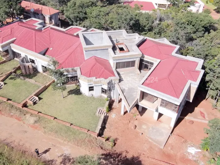 7 Bedroom House for Sale in Shawasha Hills, Harare