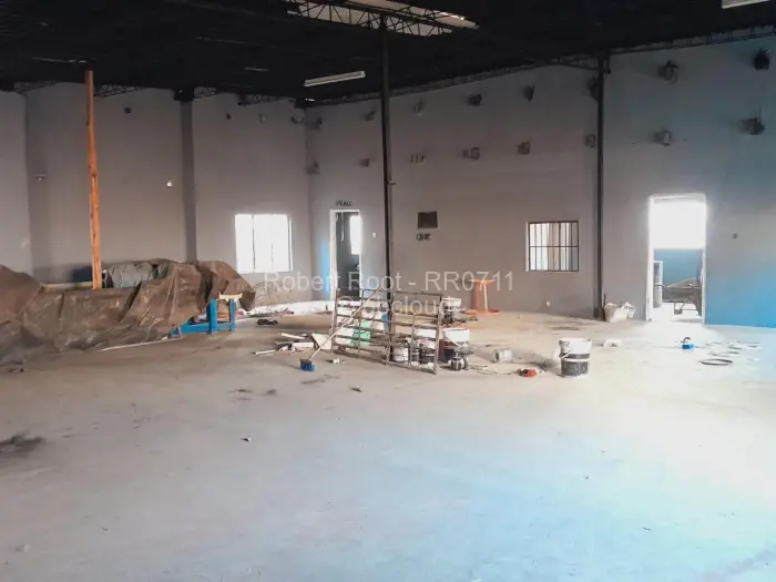 Warehouse/Industrial to Rent in Chitungwiza, Chitungwiza