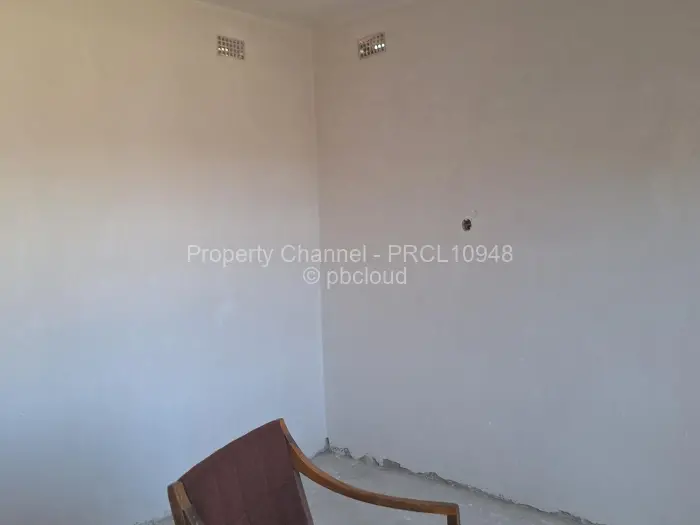2 Bedroom Cottage/Garden Flat for Sale in Zimre Park, Harare