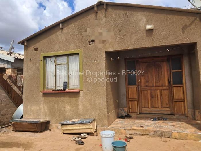 3 Bedroom House for Sale in Mbundani, Bulawayo