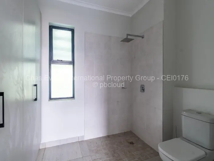 Flat/Apartment for Sale in Vainona, Harare