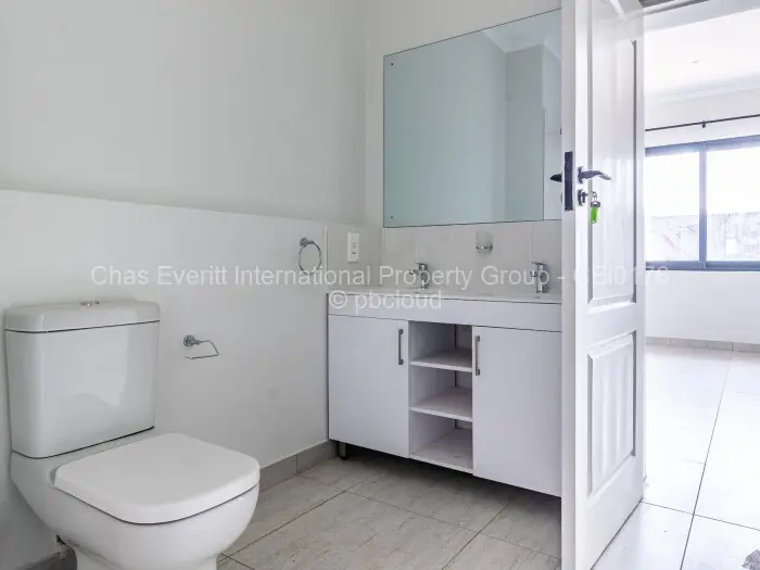 Flat/Apartment for Sale in Vainona, Harare