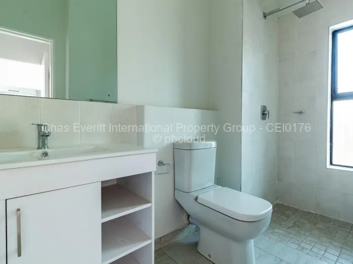 Flat/Apartment for Sale in Vainona, Harare