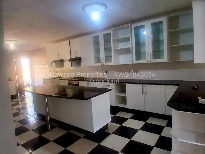 5 Bedroom House for Sale in Borrowdale, Harare