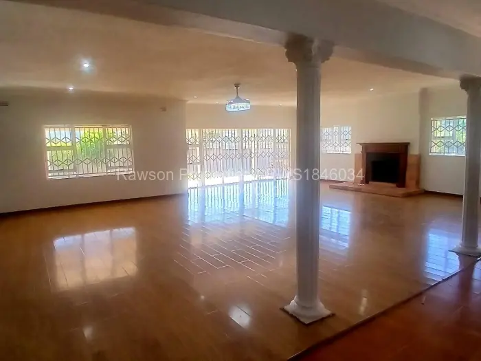 5 Bedroom House for Sale in Borrowdale, Harare