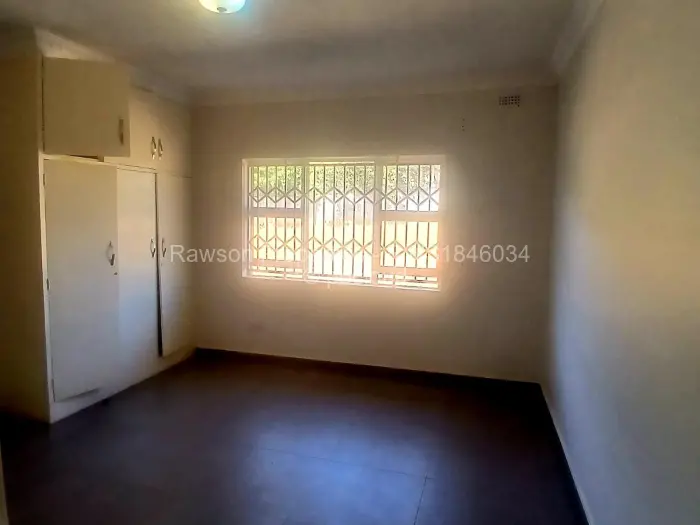 5 Bedroom House for Sale in Borrowdale, Harare