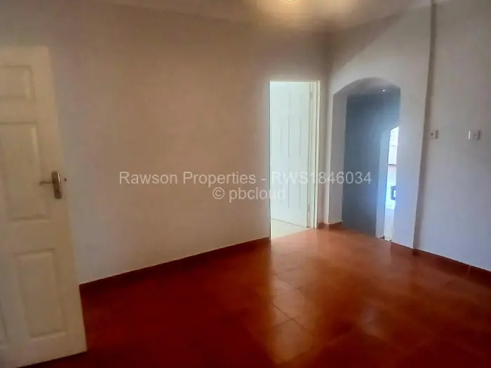 5 Bedroom House for Sale in Borrowdale, Harare