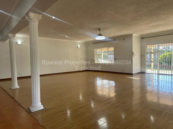 5 Bedroom House for Sale in Borrowdale, Harare