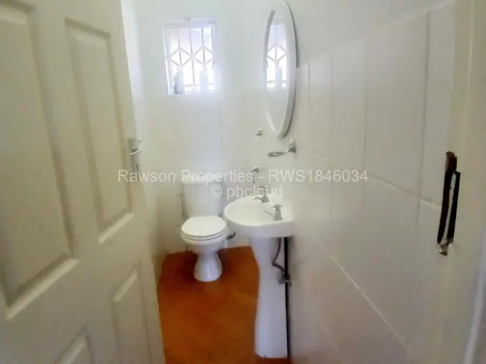 5 Bedroom House for Sale in Borrowdale, Harare