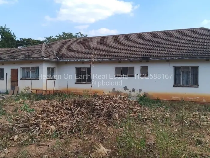 5 Bedroom House for Sale in Greendale, Harare