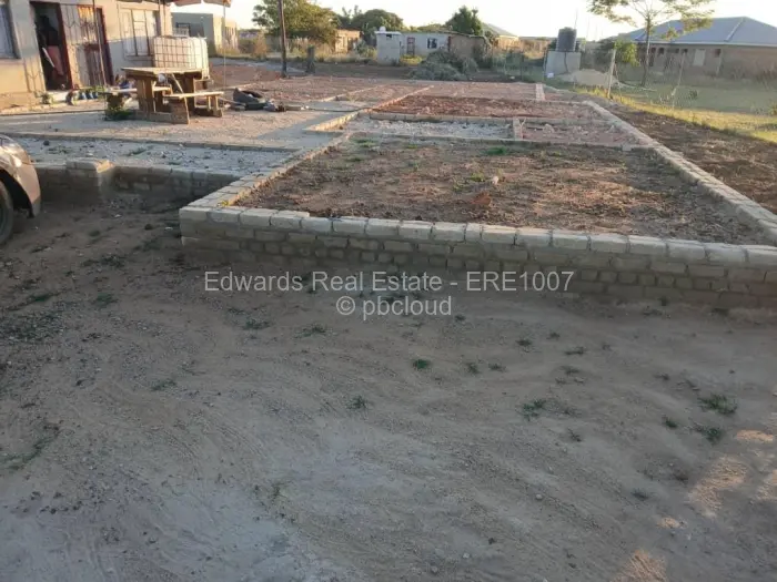 Warehouse/Industrial for Sale in Chitungwiza, Chitungwiza
