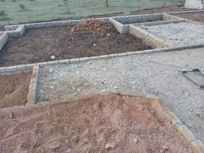 Warehouse/Industrial for Sale in Chitungwiza, Chitungwiza