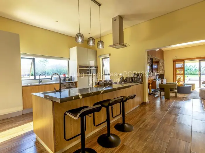 6 Bedroom House to Rent in Shawasha Hills, Harare