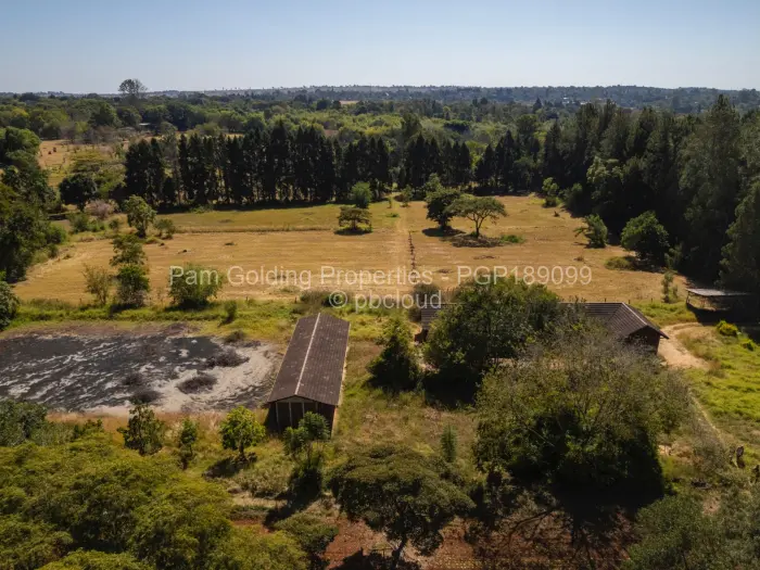 9 Bedroom House for Sale in Borrowdale, Harare