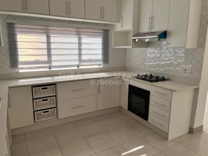 Townhouse/Cluster to Rent in Mandara