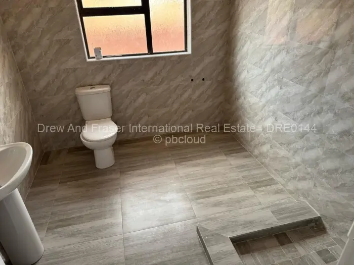 4 Bedroom House for Sale in Mabvazuva Estates, Ruwa