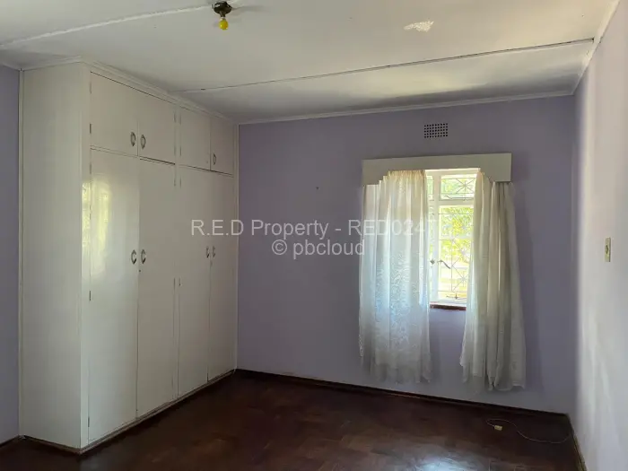 3 Bedroom House for Sale in Hillcrest, Bulawayo